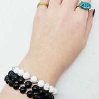 Set of 3 Onyx and White Howlite Gemstone Beaded Bracelets - Thumbnail 1