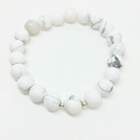 White Howlite Gemstone Beaded Bracelet - Thumbnail 1