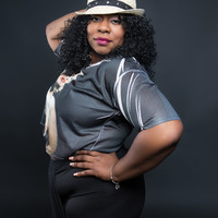 Marilyn Crop Shirt - Thumbnail 1