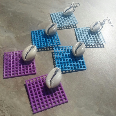 Fleek cowrie earrings  - Thumbnail 5