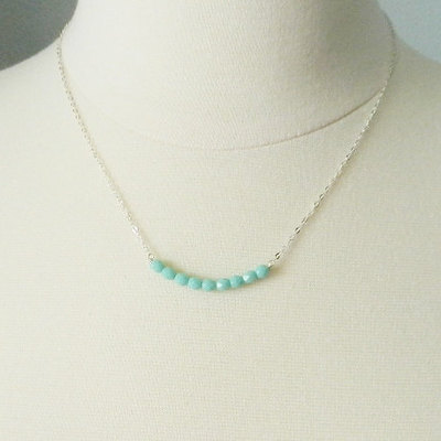 Ava necklace in mint