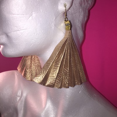 Paper fan earrings