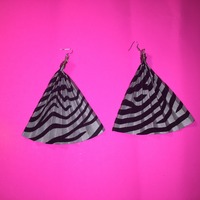 Paper Fan Earrings - Thumbnail 4