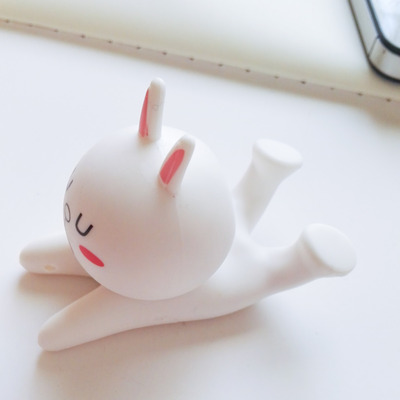 Line bunny phone stand
