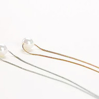 Minimal pearl necklace - Thumbnail 1