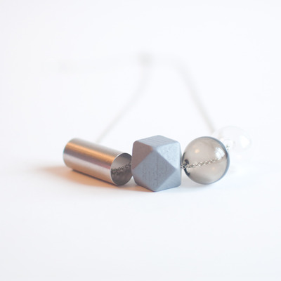 Grey glass wood metal necklace nl0974