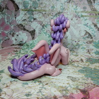 Pink Maned Dragon - Thumbnail 1