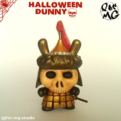 Genghis khan custom dunny (3'')