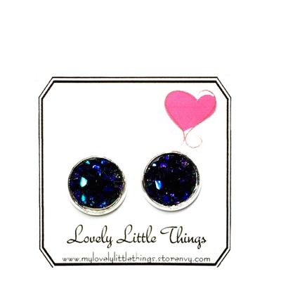10mm midnight studs with silver setting