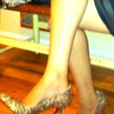 Carrie bradshaw satc golden crystal pumps