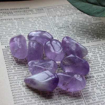 Tumbled amethyst