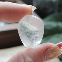 Tumbled Quartz  - Thumbnail 1