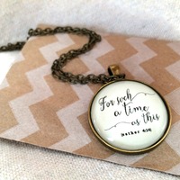 Esther 4:14  - Thumbnail 2