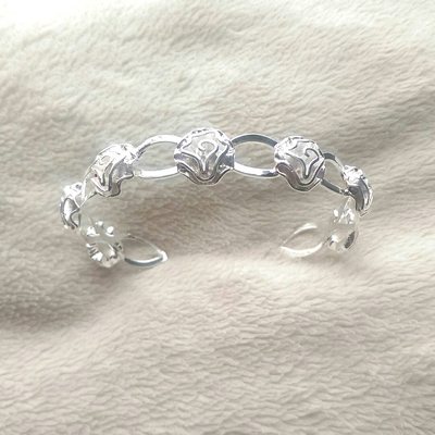 7 roses bangle - silver