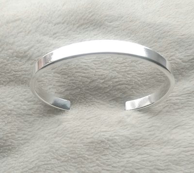 Smooth Bangle - Silver