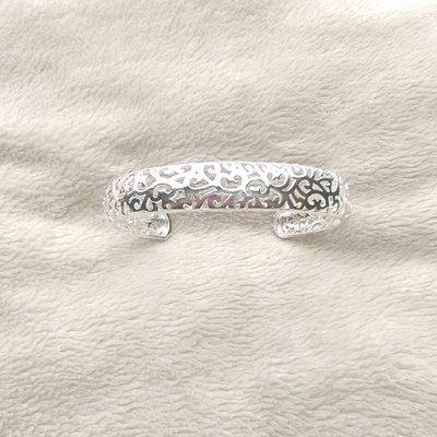 Vines design bangle - silver