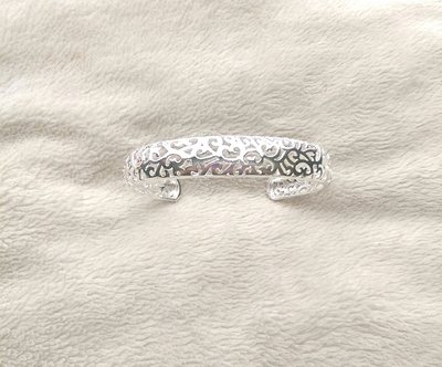 Vines Design Bangle - Silver