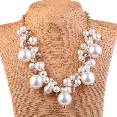 Elegant women's white pearl bead cluster bib collar choker necklace