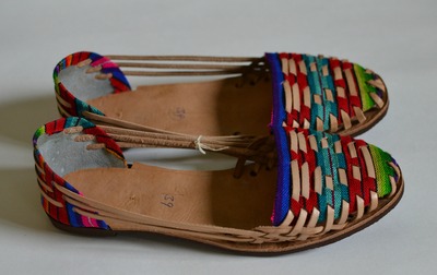 Women's Caites/Huaraches Size 39 US 8