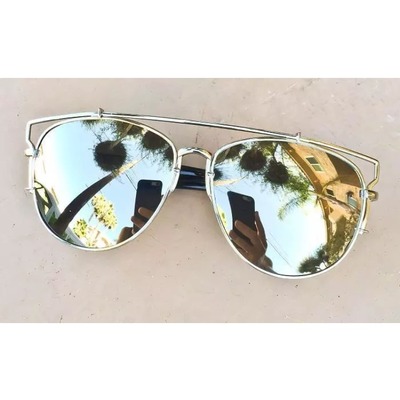 Self reflect sunnies