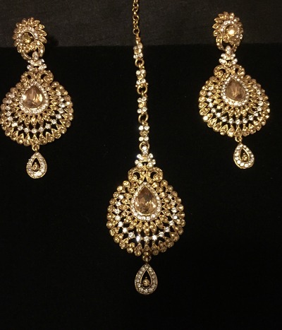 Jadoo Tikka and Earring Set