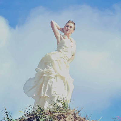 Las olas bridal skirt