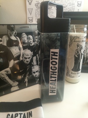 HEALTHGOTH 27 oz. SQUARE Water Bottle