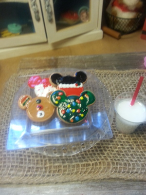 inspired holiday cookies set