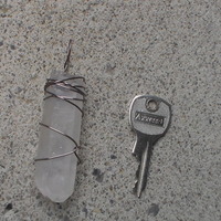 Large Clear Quartz Pendant - Thumbnail 2