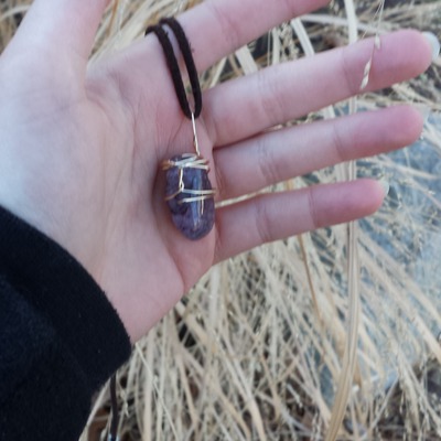Amethyst pendant (smooth)