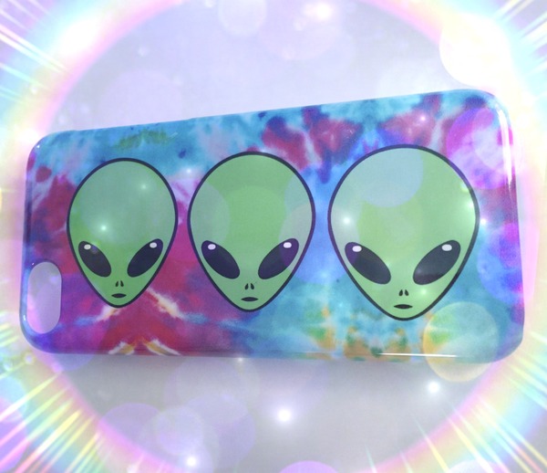Trippy tie dyed alien iPhone 5c case 