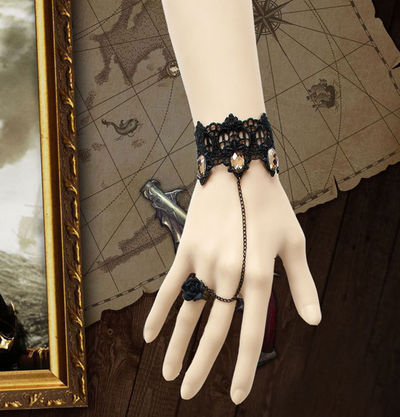 LOLITA BRIDAL TASSEL PENDANT LACE GOTHIC GOTH RIBBON RING SLAVE BRACELET 