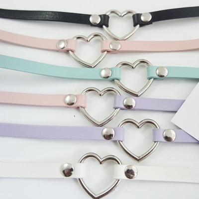 Pastel slim faux leather heart choker