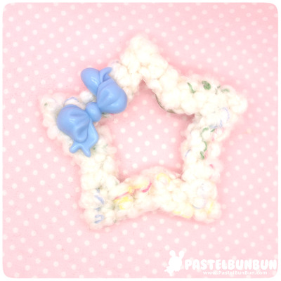 Fuzzy Star 2-Way Clip - Style 1