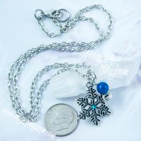Icy Snowflake Necklace - Thumbnail 1