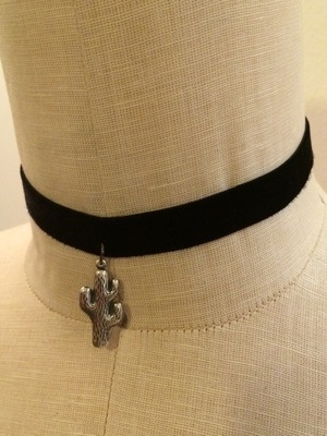 Sit on a Cactus Velvet Choker (Silver)