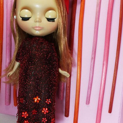 Louos loves - love observed - what's inside