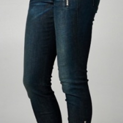 Skinny zipper bottom jeans