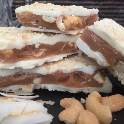 10 oz. white chocolate coconut cashew english toffee