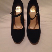 Mary Jane Curve - Thumbnail 2