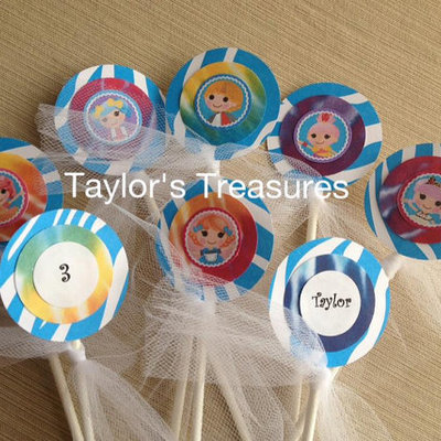 Taylors treasures - 1st 2nd 3rd birthday - 8pc bubble guppy cupcake topper - cake smash - can be done in any character - pattern or theme