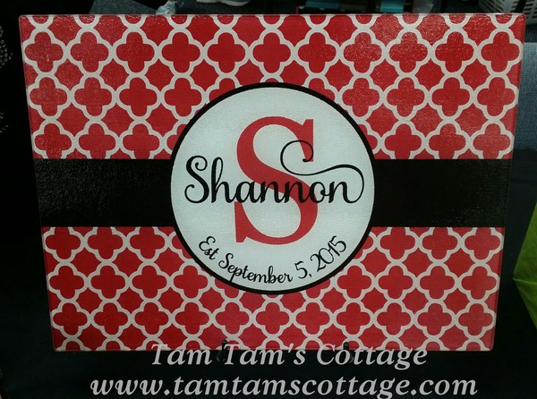 Personalized Large Glass Cutting Board-Quatrefoil Design 