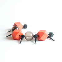 Orange Claw Glass Bead Necklace NL1021 - Thumbnail 1