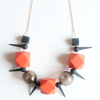 Orange Claw Glass Bead Necklace NL1021 - Thumbnail 3