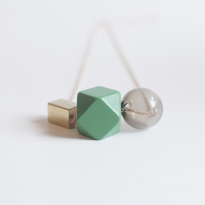 Green wooden glass metal necklace nl1016
