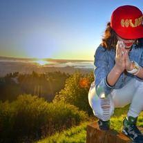 GOLDEN Snapback Red 