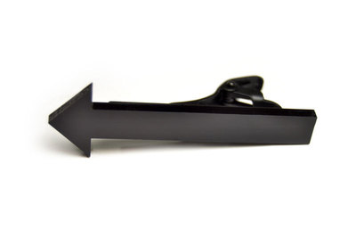 Black arrow Tie Bar