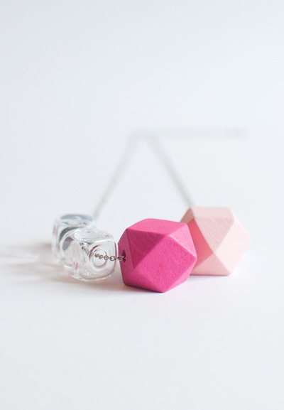 Square Glass Pink Wood Necklace NL1002