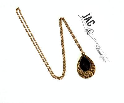 Black Pendant - necklace 