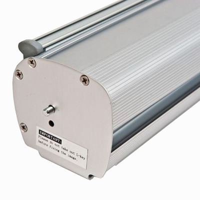 Clever container - retractable banner